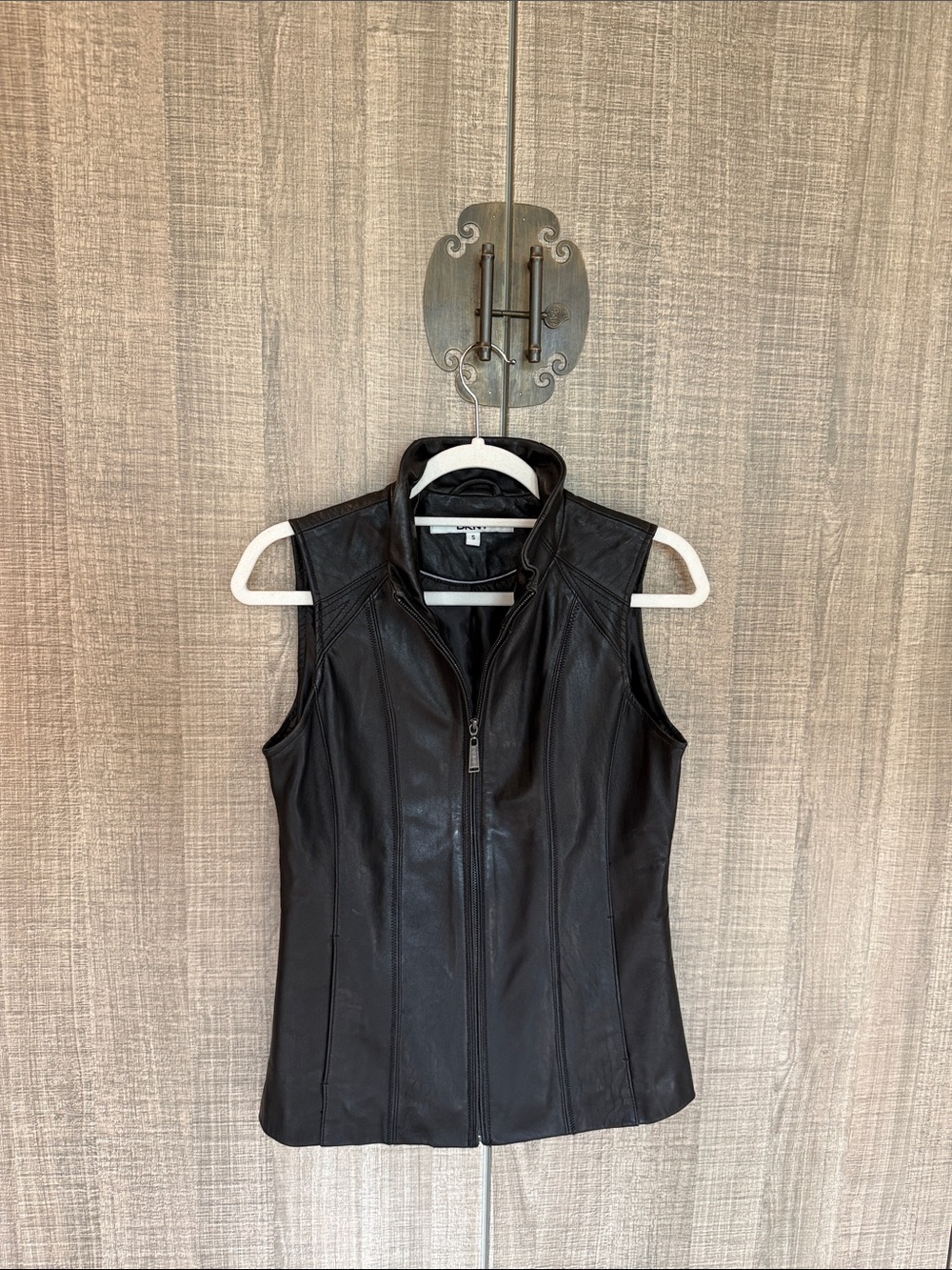 DKNY Black 100 % Leather Sleeveless Zip Vest